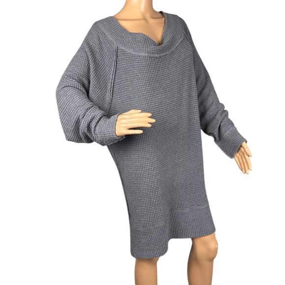 Vici Boutique Women's Waffle Knit Relaxed Fit Dress Raw Hem Scoop Neck Gray SZ L - Picture 1 of 9